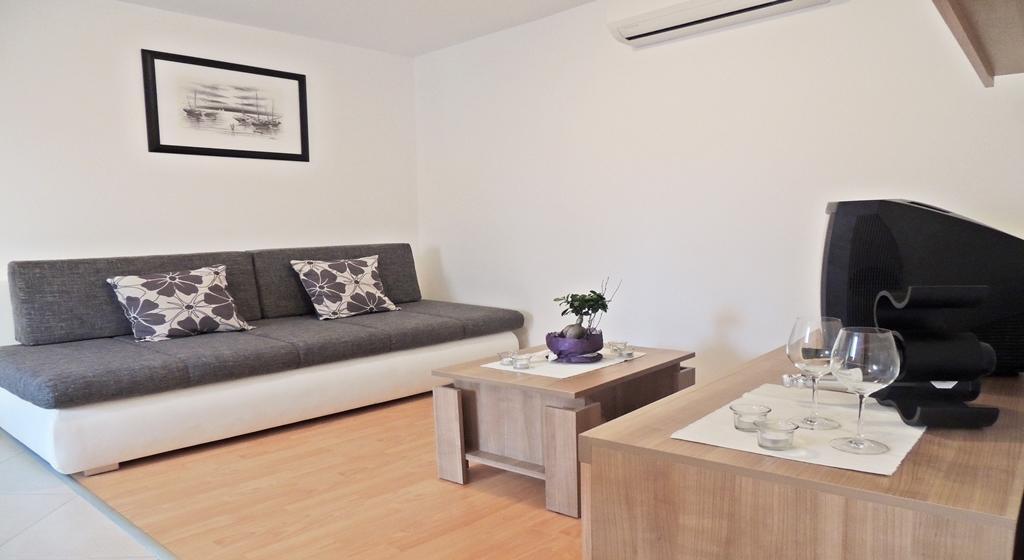 Apartment Asi Split Bagian luar foto